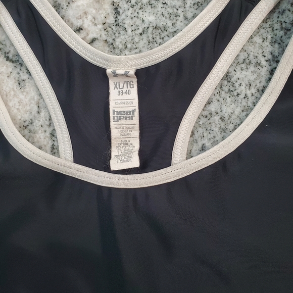 UNDER ARMOUR Racerback Black White Workout Bra Top Size XL - 38/40 - Picture 4 of 5